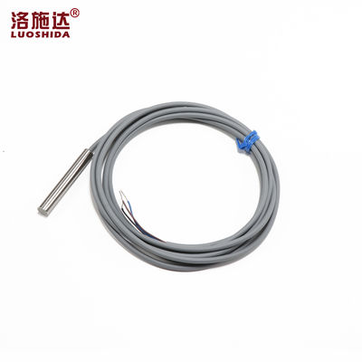 루시다 D6.5 3선 1mm 8mm 비/플러시 마운트 NPN/PNP 출력으로 금속 탐지를 위한 용량 근접 센서